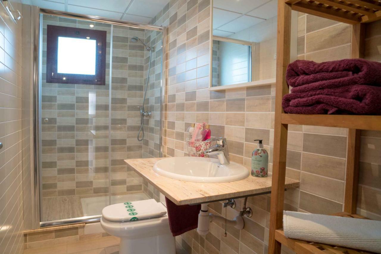 Apartaments Sant Pere リョレート・デ・マル エクステリア 写真
