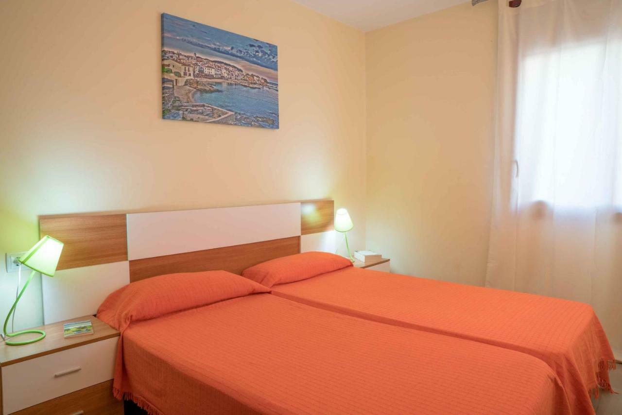Apartaments Sant Pere リョレート・デ・マル エクステリア 写真