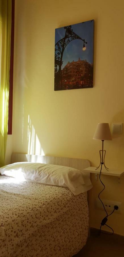 Apartaments Sant Pere リョレート・デ・マル エクステリア 写真